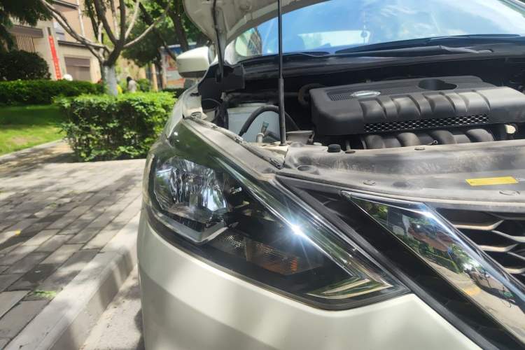 Used Nissan Sylphy 2018 1.6XL Manual Luxury Edition Right Front Headlight