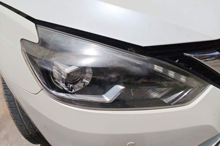 Used Nissan Sylphy 2018 1.6XV CVT Deluxe Edition Right Front Headlight
