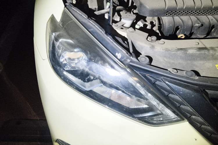 Used Nissan Sylphy 2018 1.6XV CVT Deluxe Edition Right Front Headlight