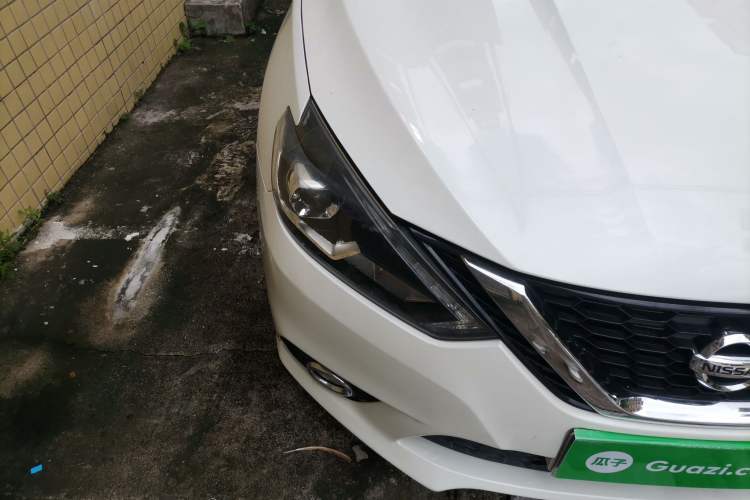 Used Nissan Sylphy 2018 1.6XV CVT Deluxe Edition Right Front Headlight