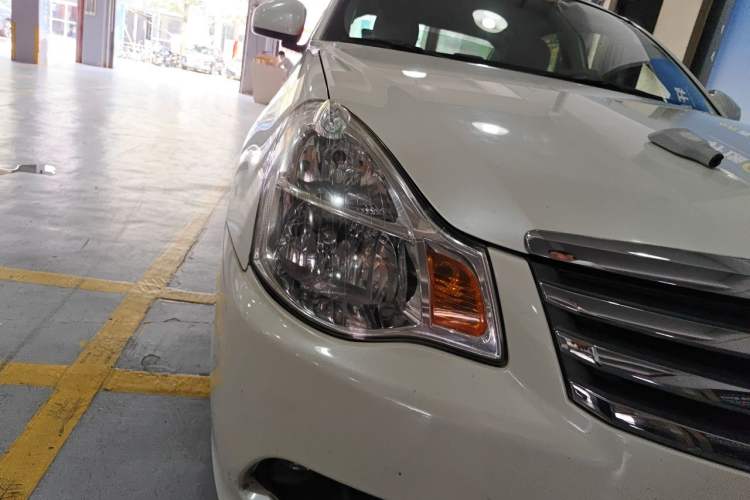 Used Nissan Sylphy 2018 Classic 1.6XE CVT Comfort Edition Right Front Headlight