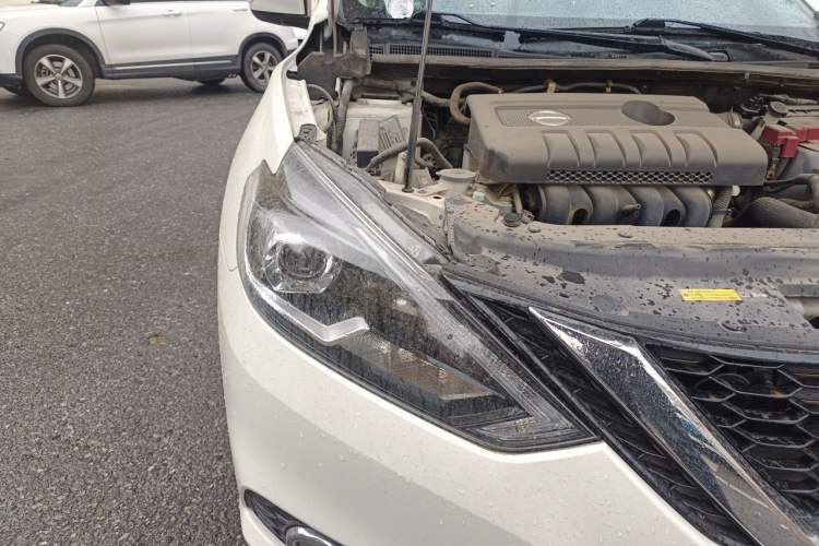 Used Nissan Sylphy 2018 1.6XV CVT Deluxe Edition Right Front Headlight