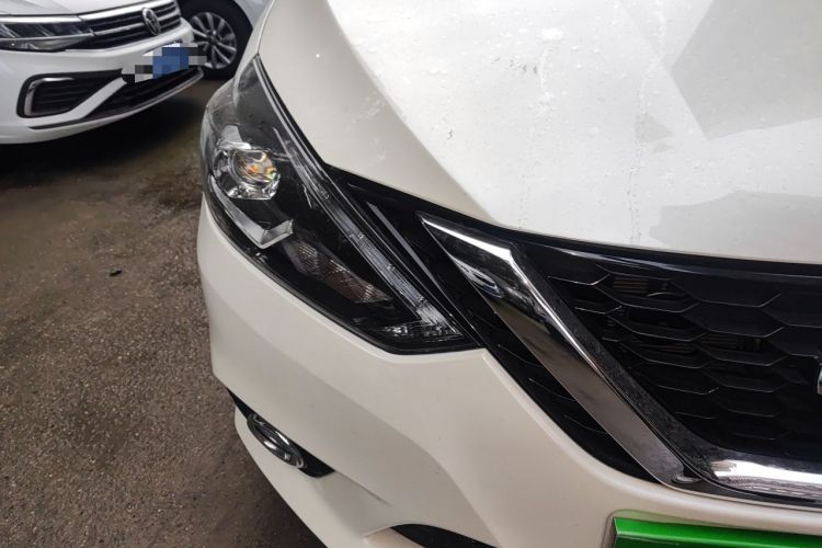 Used Nissan Sylphy 2018 1.6XV CVT Deluxe Edition Right Front Headlight