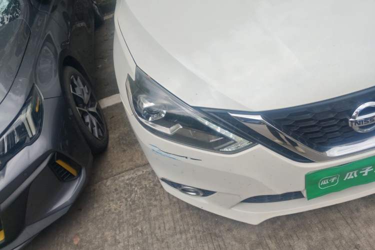 Used Nissan Sylphy 2018 1.6XV CVT Deluxe Edition Right Front Headlight