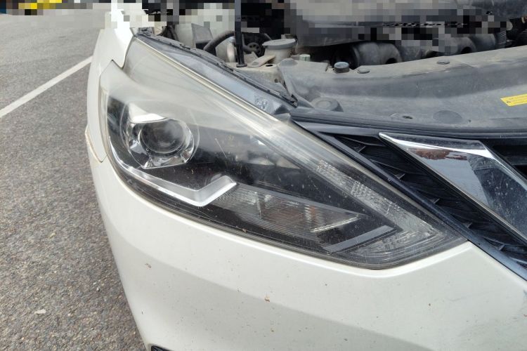 Used Nissan Sylphy 2018 1.6XV CVT Deluxe Edition Right Front Headlight