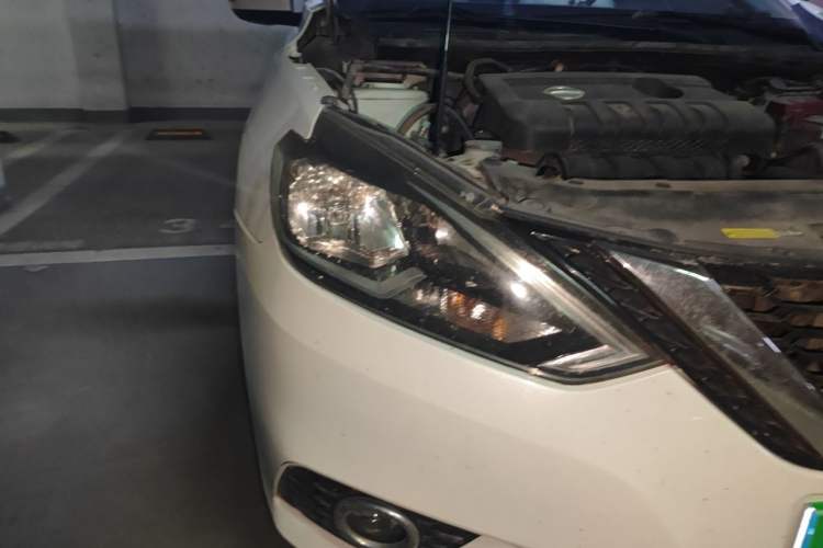 Used Nissan Sylphy 2018 1.6XV CVT Deluxe Edition Right Front Headlight