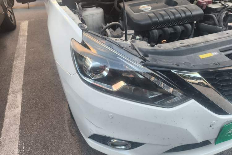 Used Nissan Sylphy 2018 1.6XV CVT Deluxe Edition Right Front Headlight