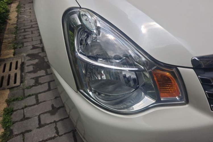 Used Nissan Sylphy 2018 Classic 1.6XE+ CVT Leading Edition Right Front Headlight