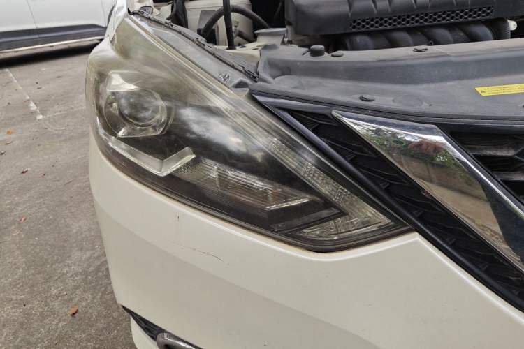 Used Nissan Sylphy 2018 1.6XV CVT Deluxe Edition Right Front Headlight