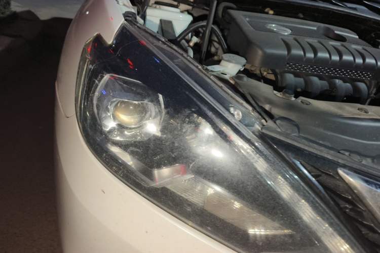 Used Nissan Sylphy 2018 1.6XV CVT Deluxe Edition Right Front Headlight
