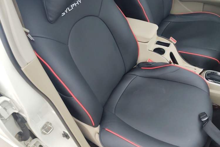 Used Nissan Sylphy 2018 Classic 1.6XE CVT Comfort Edition Right Front Seat