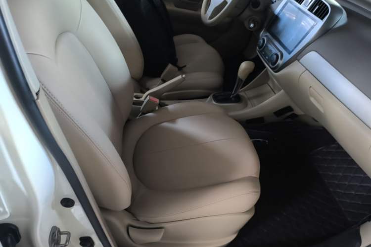 Used Nissan Sylphy 2018 Classic 1.6XE+ CVT Leading Edition Right Front Seat