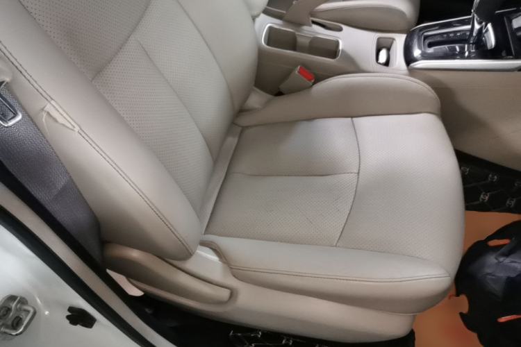 Used Nissan Sylphy 2018 1.6XV CVT Deluxe Edition Right Front Seat