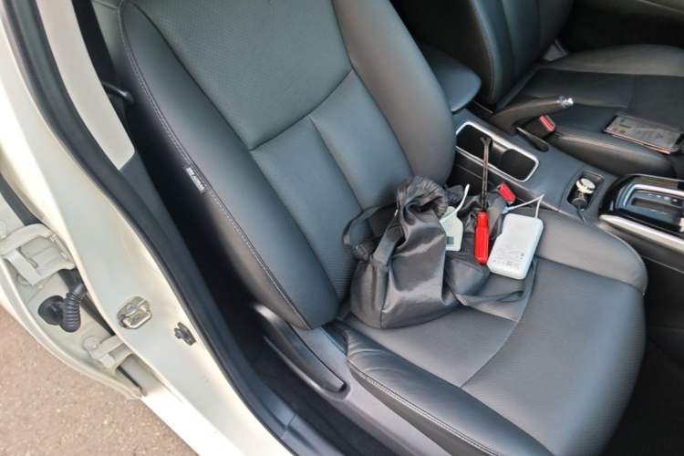 Used Nissan Sylphy 2018 1.6XV CVT Deluxe Edition Right Front Seat