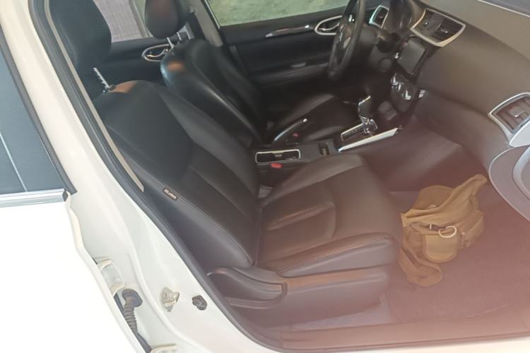 Used Nissan Sylphy 2018 1.6XV CVT Deluxe Edition Right Front Seat