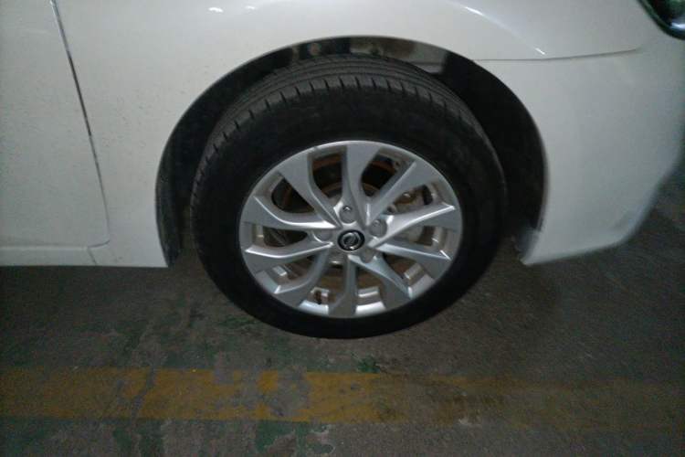 Used Nissan Sylphy 2018 1.6XV CVT Deluxe Edition Right Front Wheel Hub