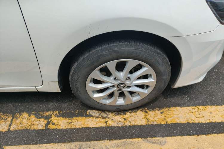 Used Nissan Sylphy 2018 1.6XV CVT Deluxe Edition Right Front Wheel Hub