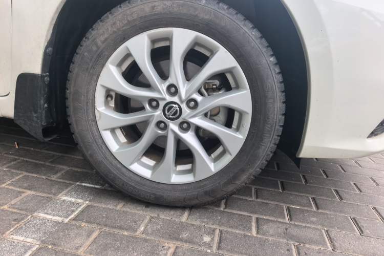 Used Nissan Sylphy 2018 1.6XV CVT Deluxe Edition Right Front Wheel Hub