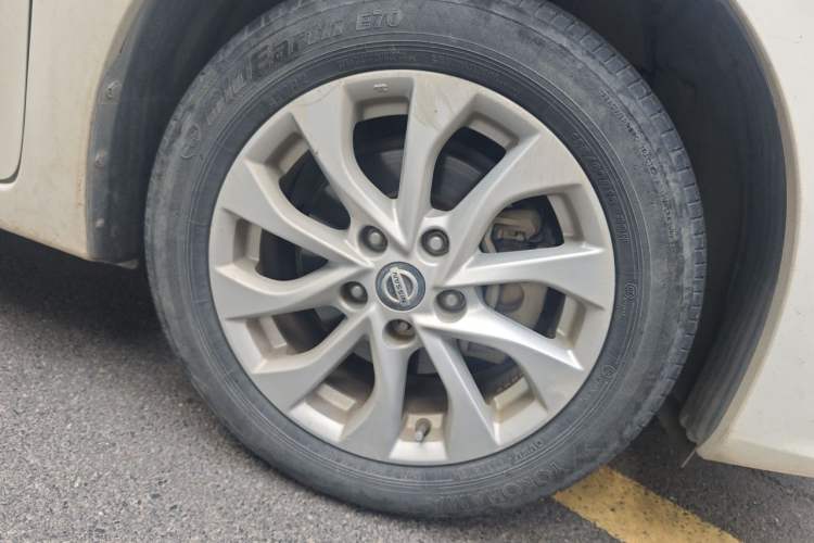 Used Nissan Sylphy 2018 1.6XV CVT Deluxe Edition Right Front Wheel Hub