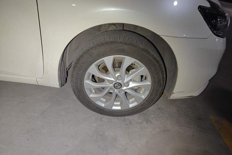 Used Nissan Sylphy 2018 1.6XV CVT Deluxe Edition Right Front Wheel Hub