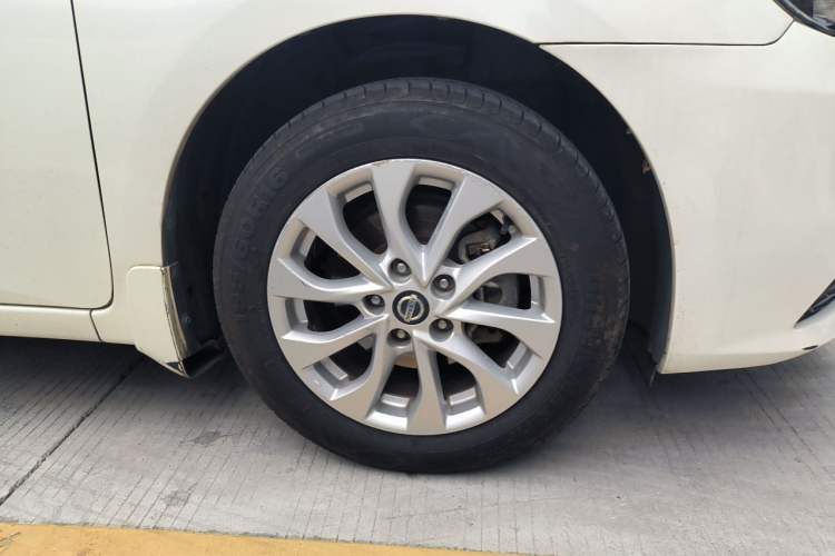 Used Nissan Sylphy 2018 1.6XV CVT Deluxe Edition Right Front Wheel Hub