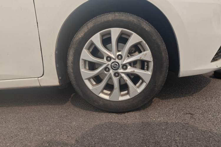 Used Nissan Sylphy 2018 1.6XV CVT Deluxe Edition Right Front Wheel Hub