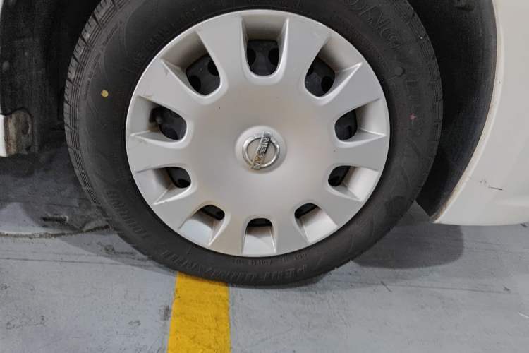 Used Nissan Sylphy 2018 Classic 1.6XE CVT Comfort Edition Right Front Wheel Hub