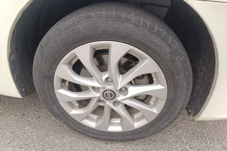 Used Nissan Sylphy 2018 1.6XV CVT Deluxe Edition Right Front Wheel Hub