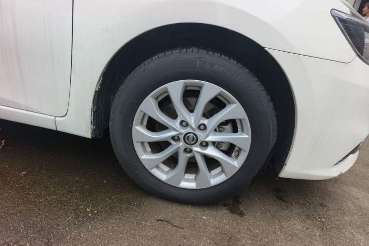 Used Nissan Sylphy 2018 1.6XV CVT Deluxe Edition Right Front Wheel Hub