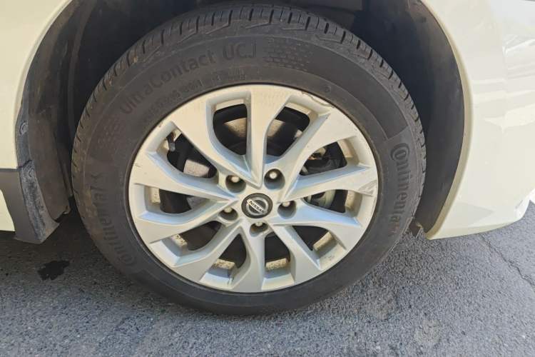 Used Nissan Sylphy 2018 1.6XV CVT Deluxe Edition Right Front Wheel Hub