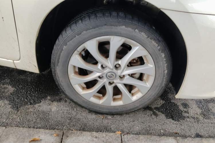 Used Nissan Sylphy 2018 1.6XV CVT Deluxe Edition Right Front Wheel Hub