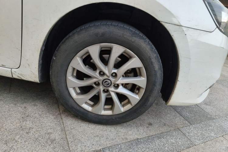 Used Nissan Sylphy 2018 1.6XV CVT Deluxe Edition Right Front Wheel Hub