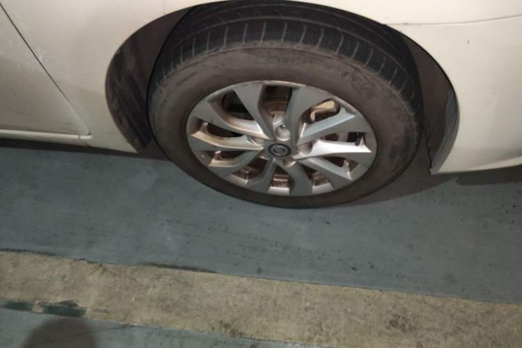Used Nissan Sylphy 2018 1.6XV CVT Deluxe Edition Right Front Wheel Hub