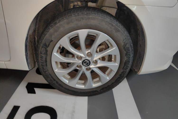Used Nissan Sylphy 2018 1.6XV CVT Deluxe Edition Right Front Wheel Hub