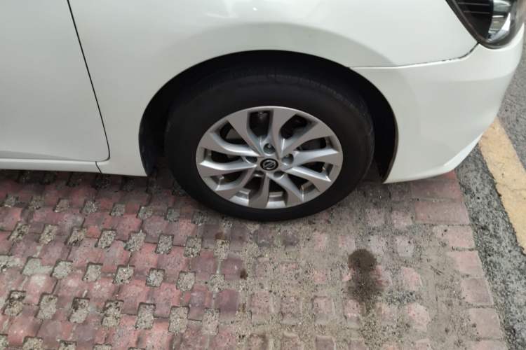 Used Nissan Sylphy 2018 1.6XV CVT Deluxe Edition Right Front Wheel Hub