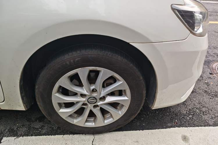 Used Nissan Sylphy 2018 1.6XV CVT Deluxe Edition Right Front Wheel Hub