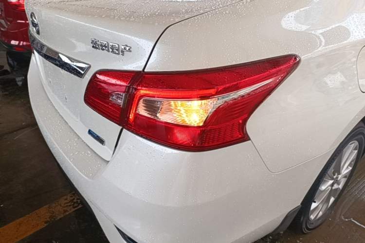 Used Nissan Sylphy 2018 1.6XV CVT Deluxe Edition Right Rear Taillight
