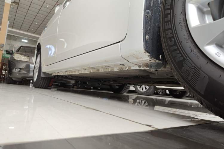 Used Nissan Sylphy 2018 1.6XV CVT Deluxe Edition Right Side Sill
