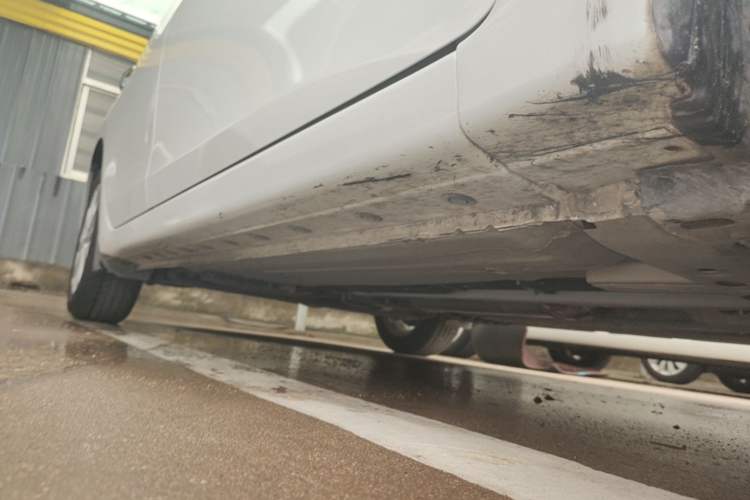 Used Nissan Sylphy 2018 1.6XV CVT Deluxe Edition Right Side Sill