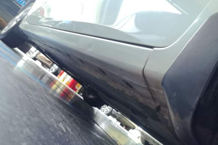 Used Nissan Sylphy 2018 1.6XV CVT Deluxe Edition Right Side Sill