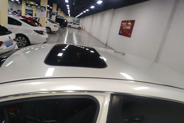 Used Nissan Sylphy 2018 1.6XL Manual Luxury Edition Roof
