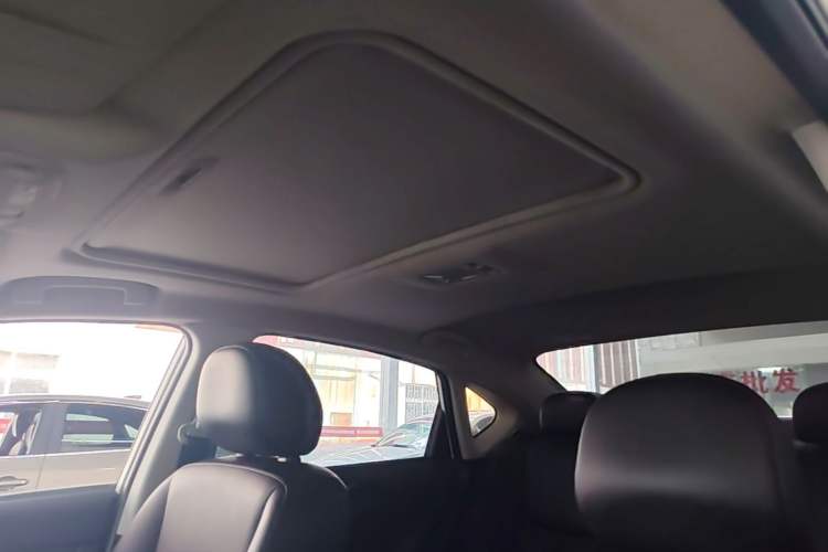 Used Nissan Sylphy 2018 1.6XV CVT Deluxe Edition Roof