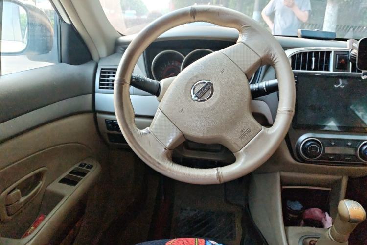 Used Nissan Sylphy 2018 Classic 1.6XE Manual Comfort Edition Steering Wheel