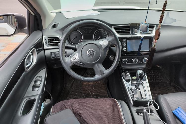 Used Nissan Sylphy 2018 1.6XV CVT Deluxe Edition Steering Wheel