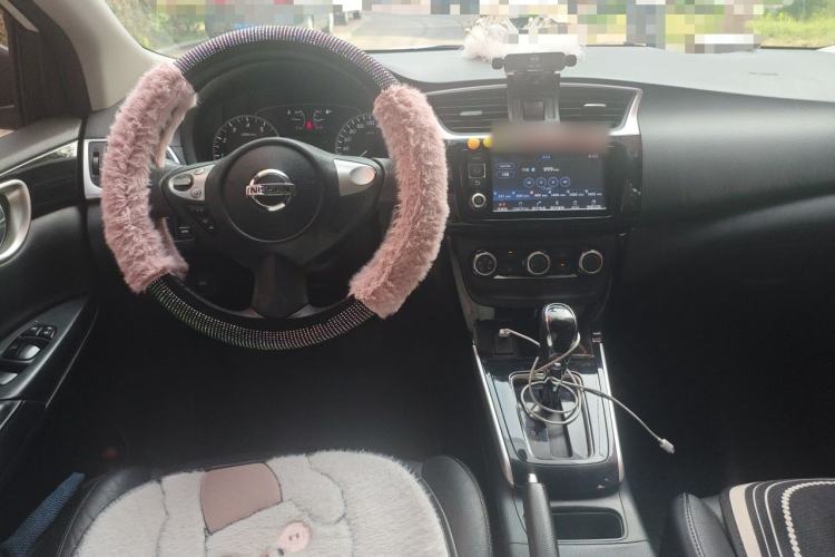 Used Nissan Sylphy 2018 1.6XV CVT Deluxe Edition Steering Wheel