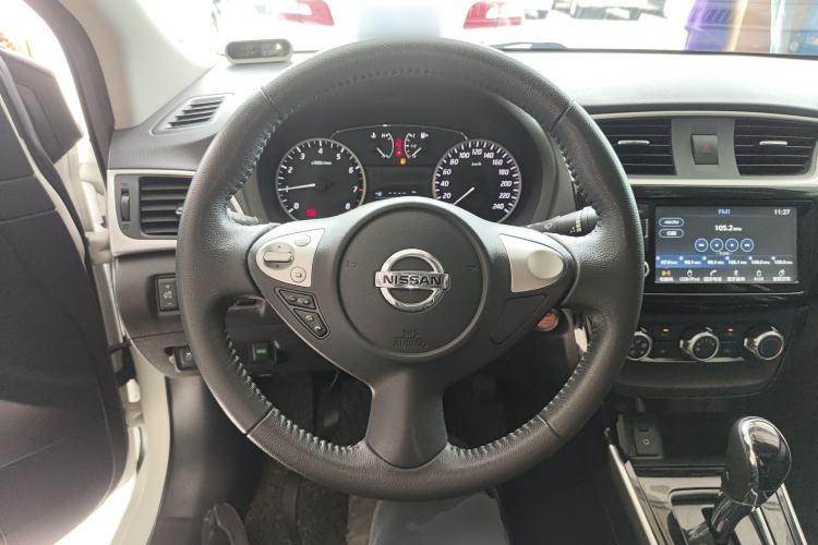 Used Nissan Sylphy 2018 1.6XV CVT Deluxe Edition Steering Wheel