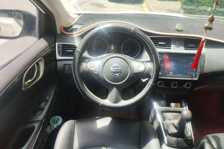 Used Nissan Sylphy 2018 1.6XL Manual Luxury Edition Steering Wheel