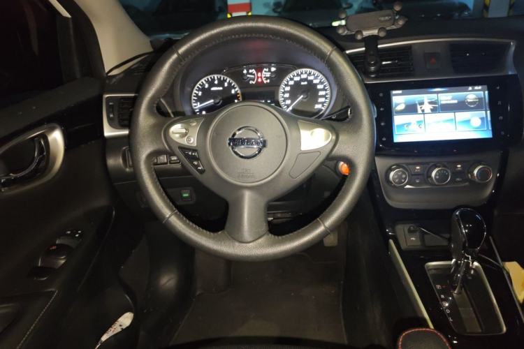 Used Nissan Sylphy 2018 1.6XV CVT Deluxe Edition Steering Wheel