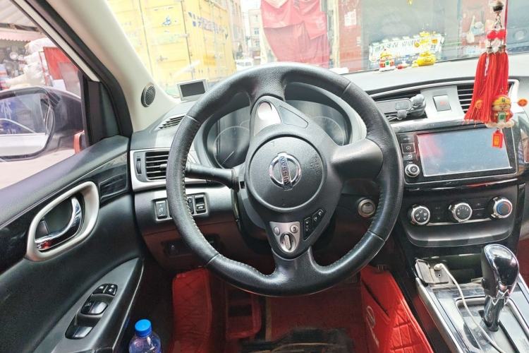 Used Nissan Sylphy 2018 1.6XV CVT Deluxe Edition Steering Wheel