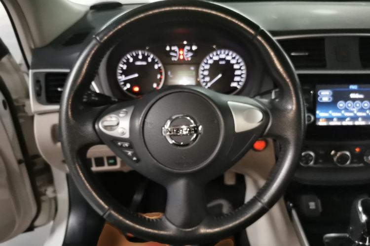 Used Nissan Sylphy 2018 1.6XV CVT Deluxe Edition Steering Wheel